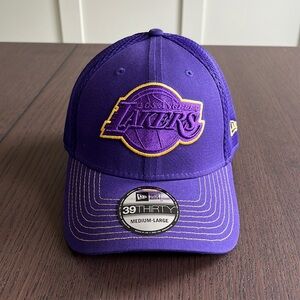 New Era 39THIRTY Lakers Hat NWT